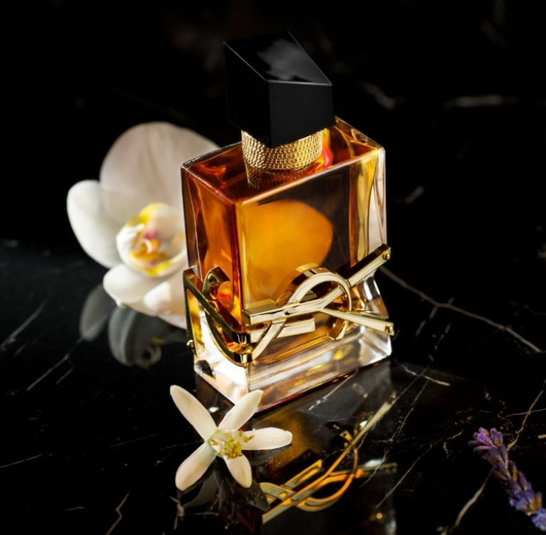 Libre Eau de Parfum Intense 90ml