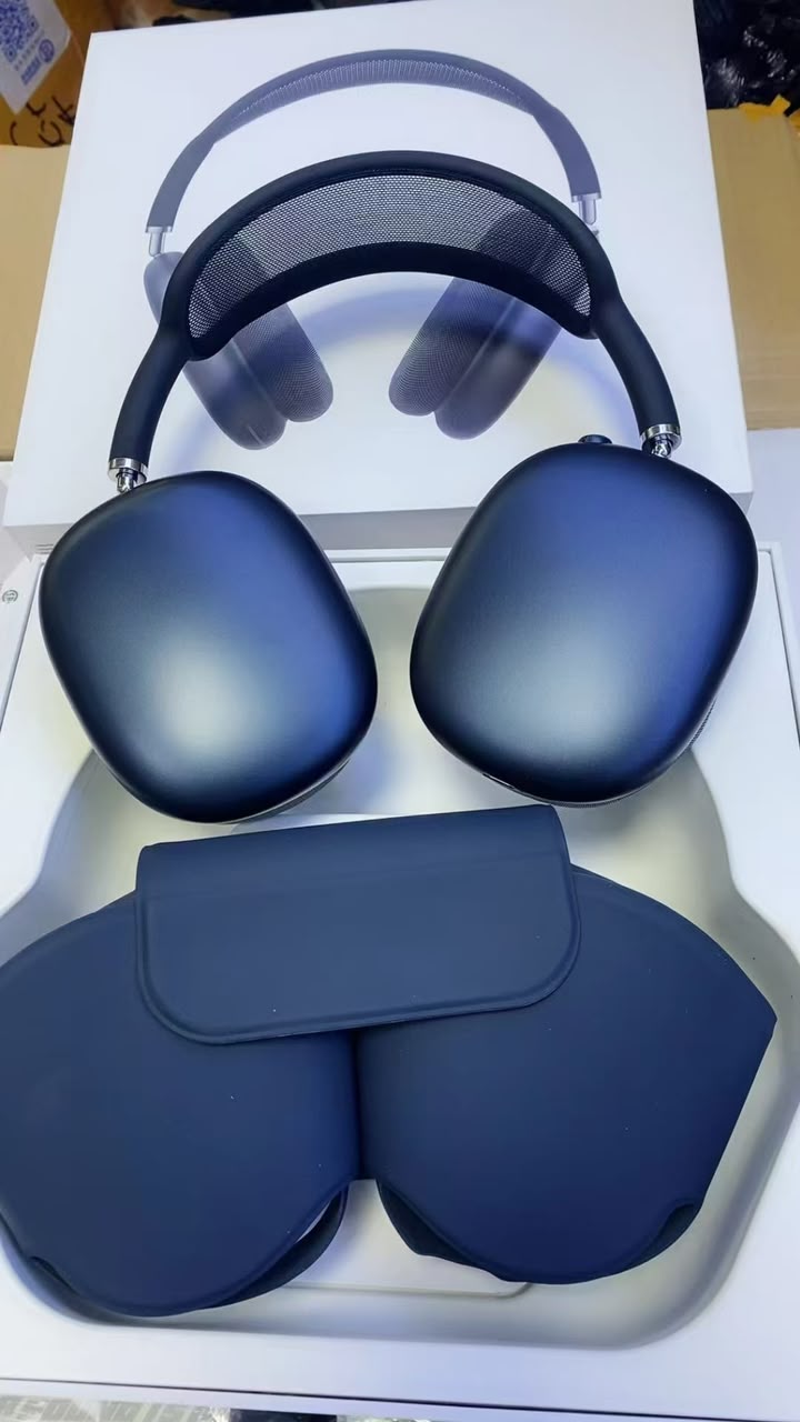 AirPod Pro Max