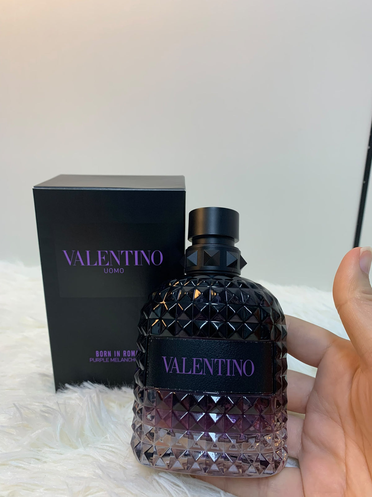 Valentino Uomo Born in Roma